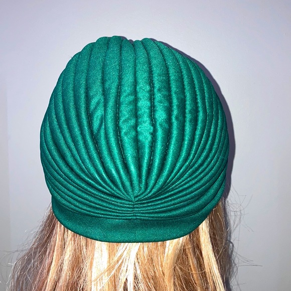 Emerald turban - Picture 3 of 3